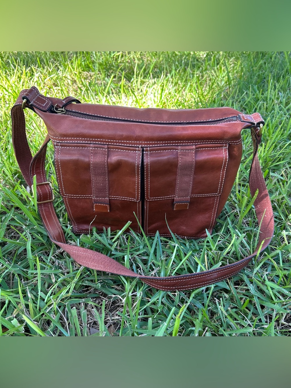 Fossil Cargo Leather Crossbody.
Bag